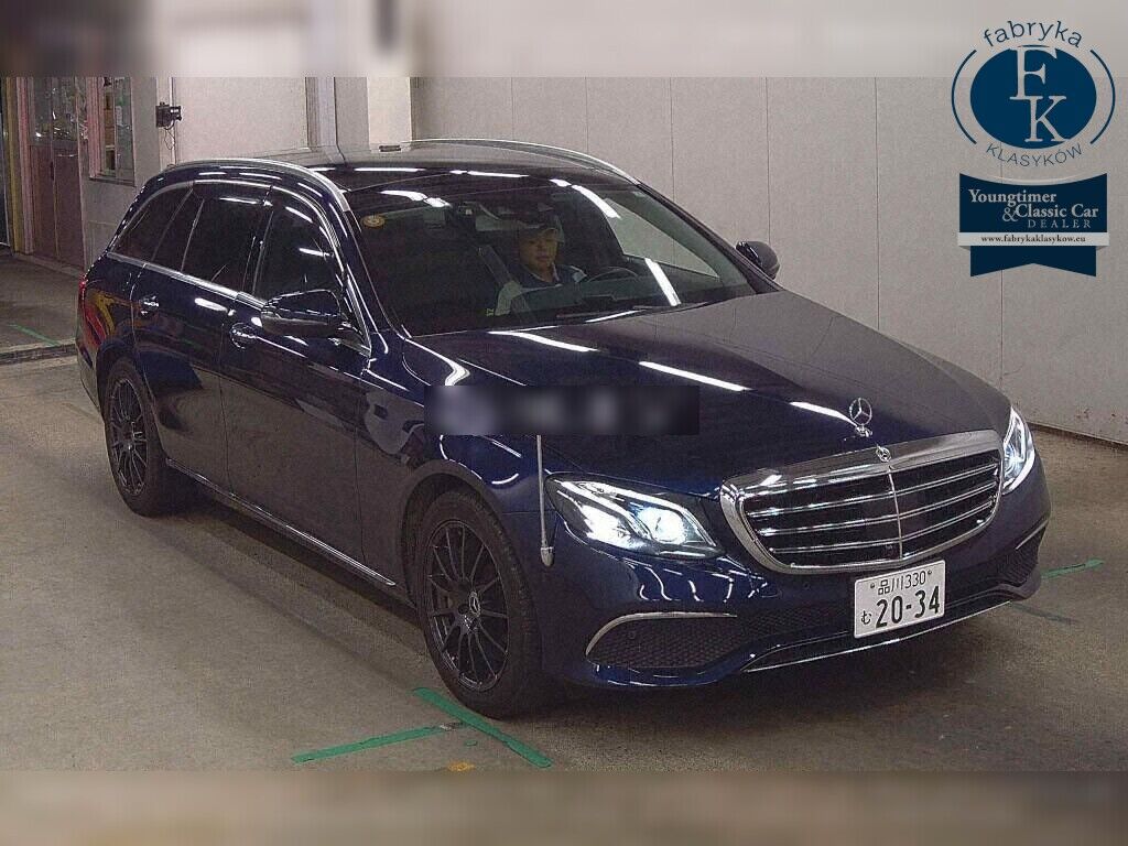 MERCEDES BENZ E-CLASS STATIONWAGON 4WD E450 4MATIC STATIONWAGON EXCLUSIVE 2019 - zdjęcie 3