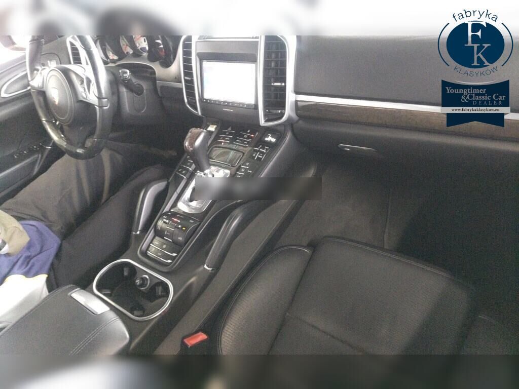 PORSCHE CAYENNE 4WD TURBO 2012 - zdjęcie 5