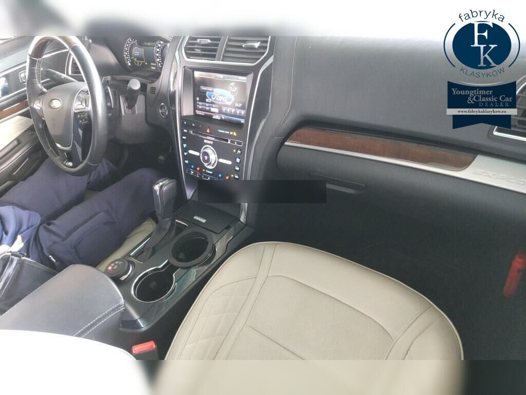 FORD EXPLORER 5D 4WD TITANIUM 2016 - zdjęcie 5