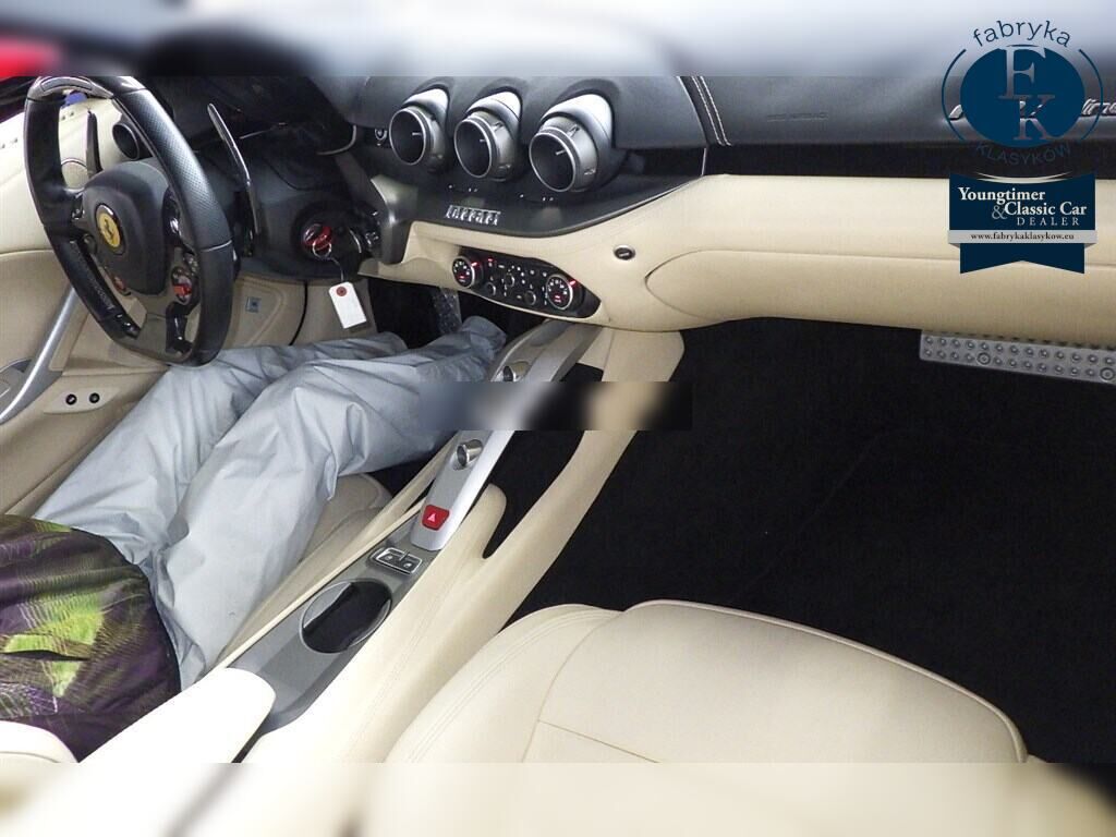 FERRARI F12 BERLINETTA BASE GRADE 2013 - zdjęcie 5