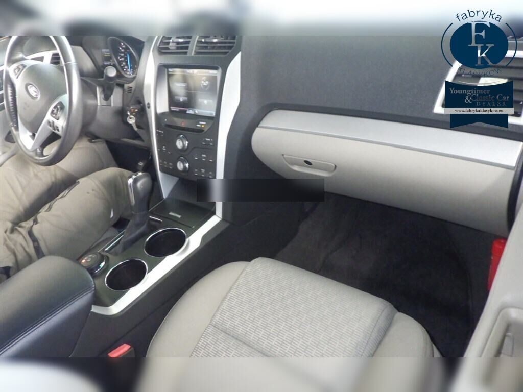 FORD EXPLORER 5D 4WD XLT 2012 - zdjęcie 5
