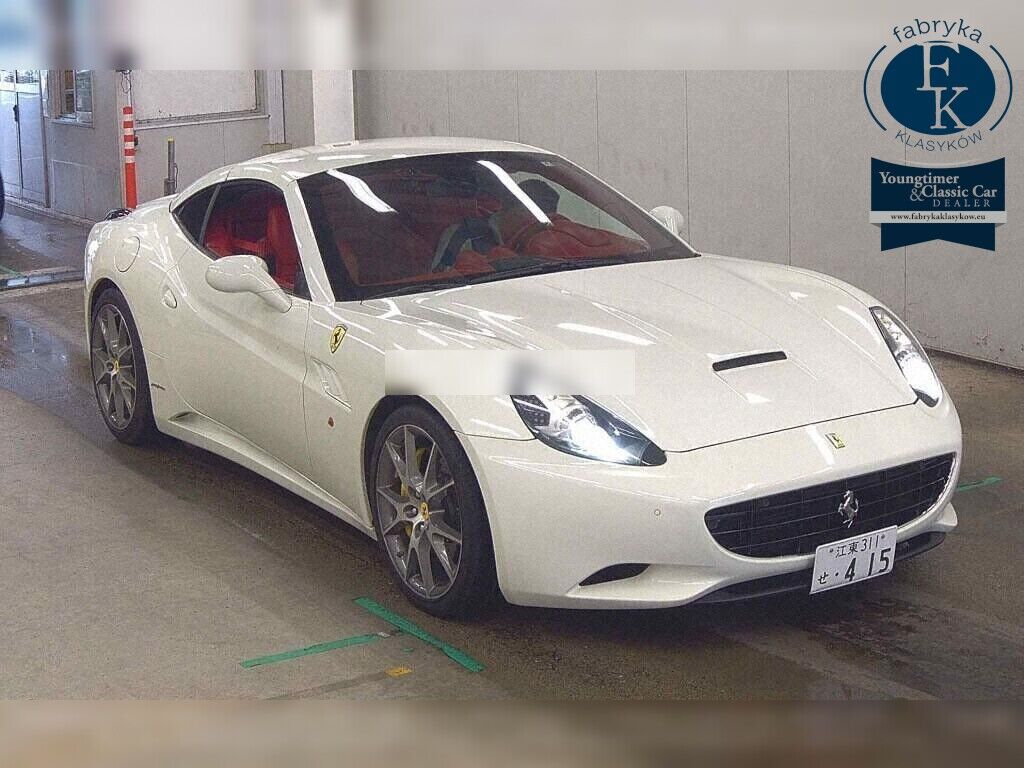 FERRARI CALIFORNIA BASE GRADE 2018 - zdjęcie 3