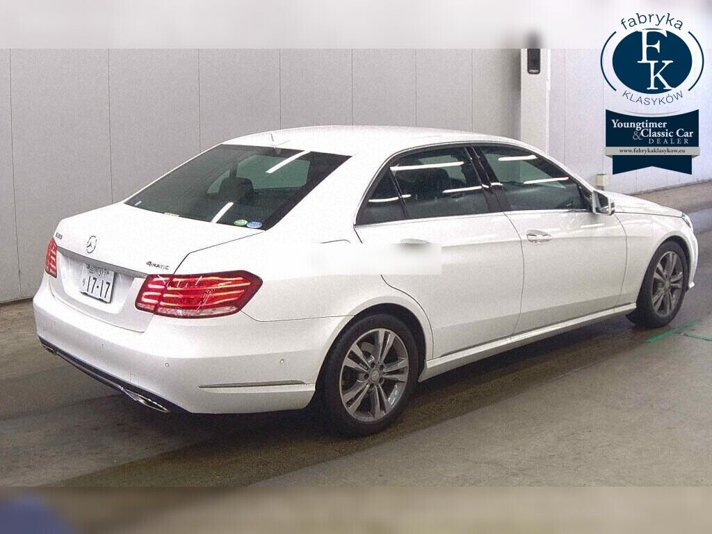 MERCEDES BENZ E-CLASS 4D 4WD E300 4MATIC AVANTGARDE 2014 - zdjęcie 7