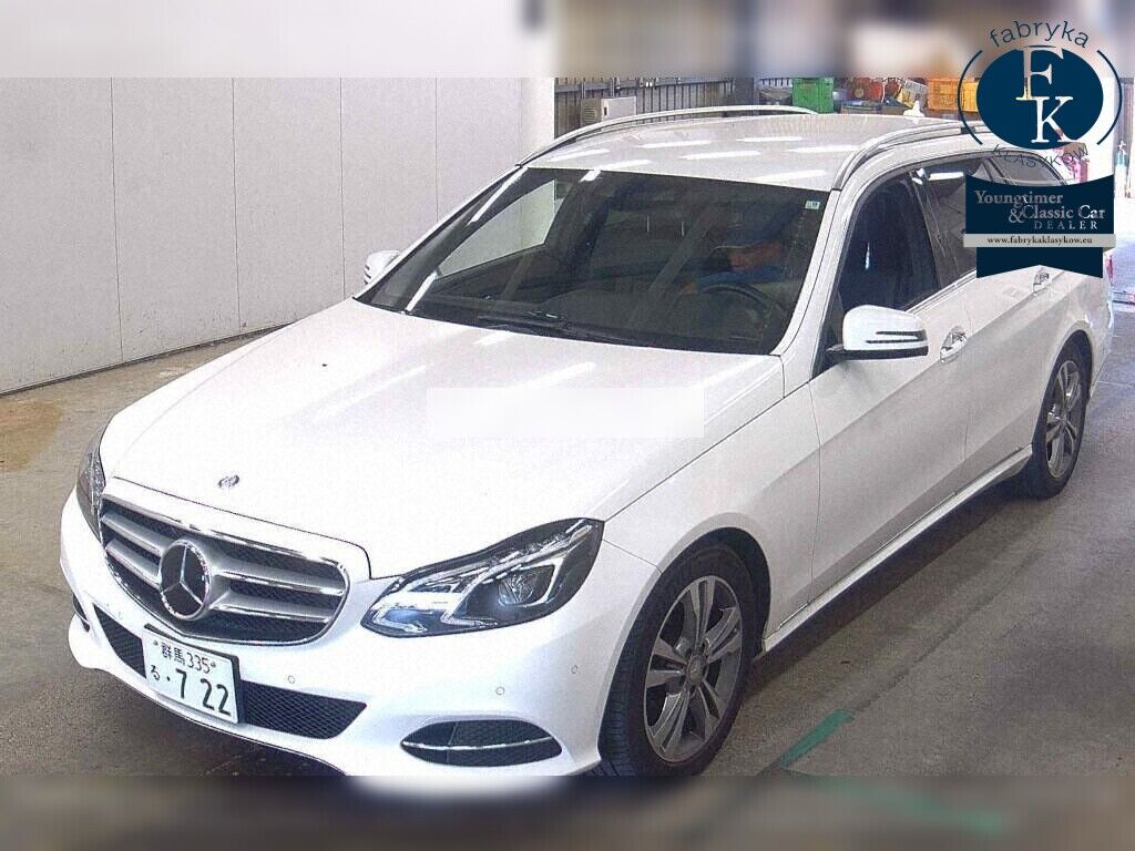 MERCEDES BENZ E-CLASS STATIONWAGON 4WD E300 4MATIC STATIONWAGON AVANTGARDE 2013 - zdjęcie 6