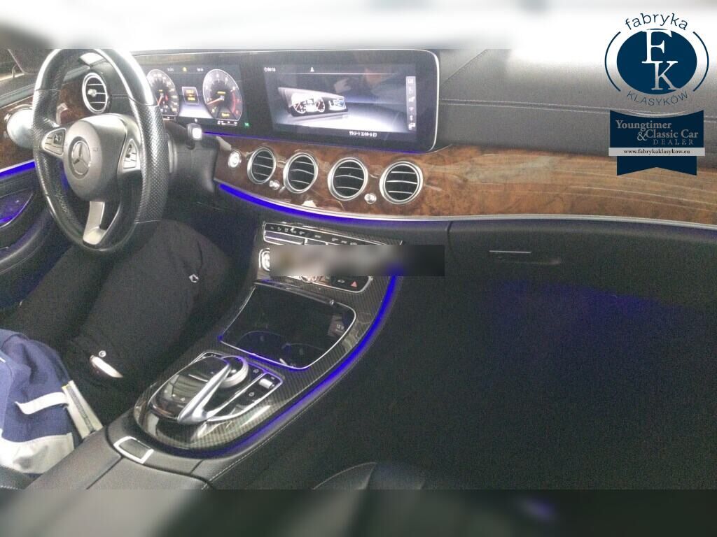MERCEDES BENZ E-CLASS 4D 4WD E400 4MATIC EXCLUSIVE 2017 - zdjęcie 5