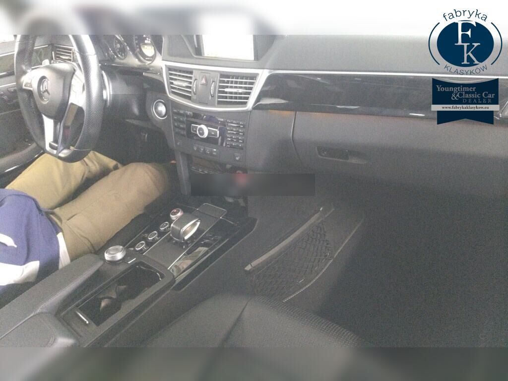 MERCEDES AMG E-CLASS 4D E63 2012 - zdjęcie 5
