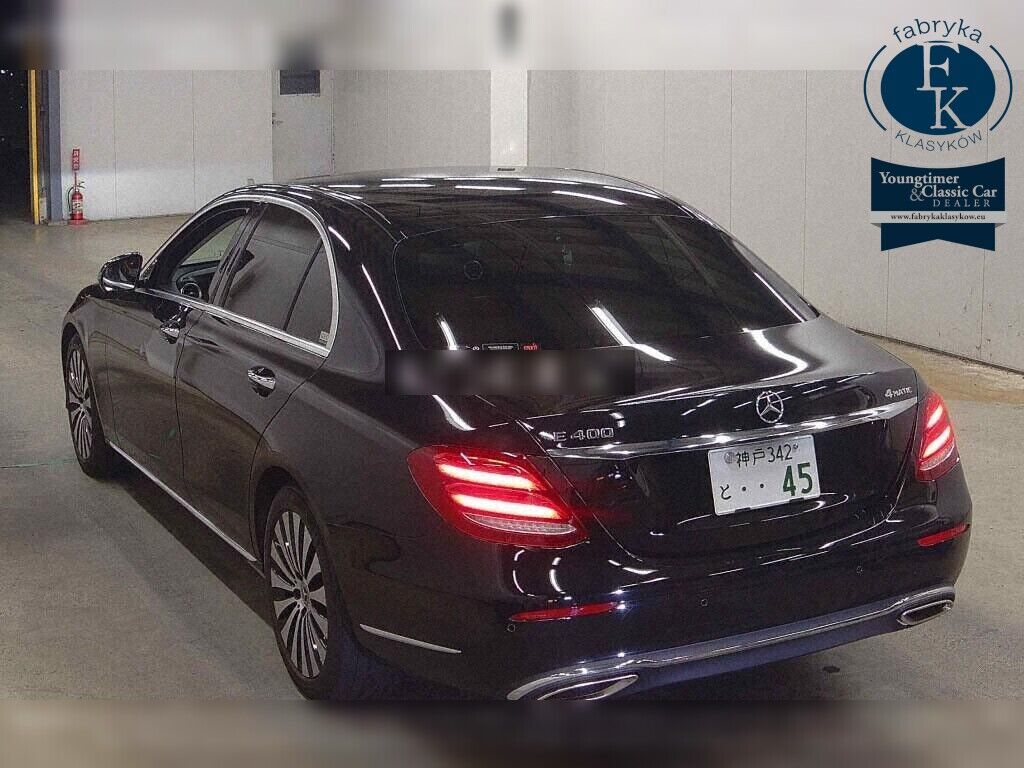 MERCEDES BENZ E-CLASS 4D 4WD E400 4MATIC EXCLUSIVE 2017 - zdjęcie 4