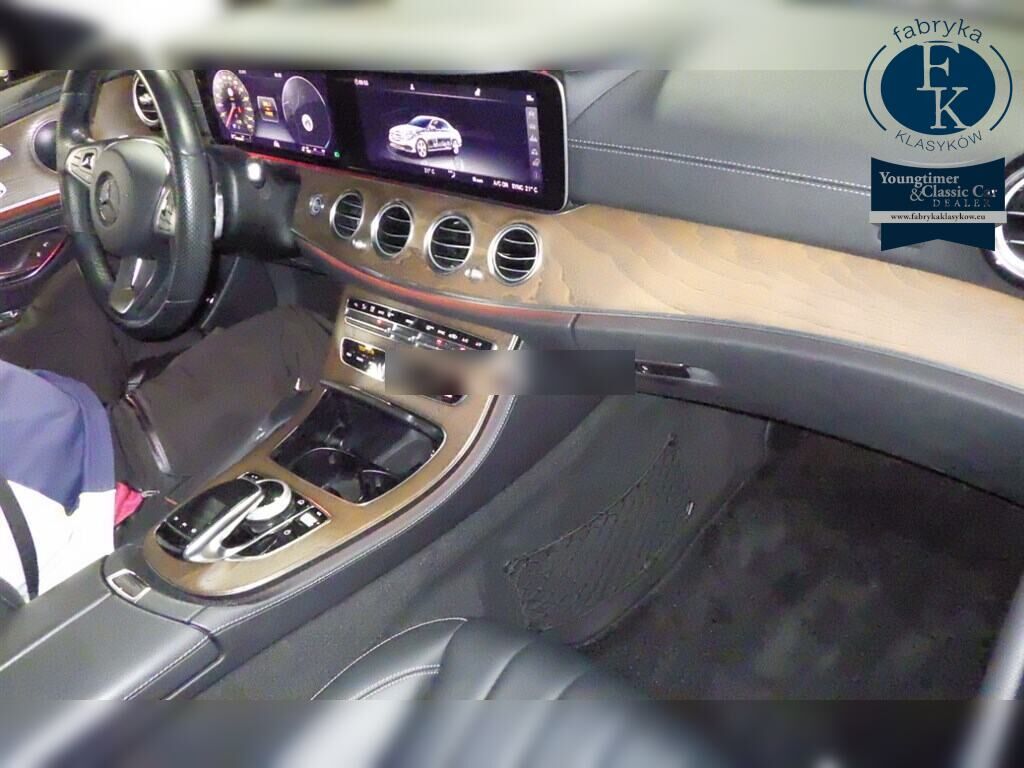 MERCEDES BENZ E-CLASS 4D 4WD E400 4MATIC EXCLUSIVE 2017 - zdjęcie 5