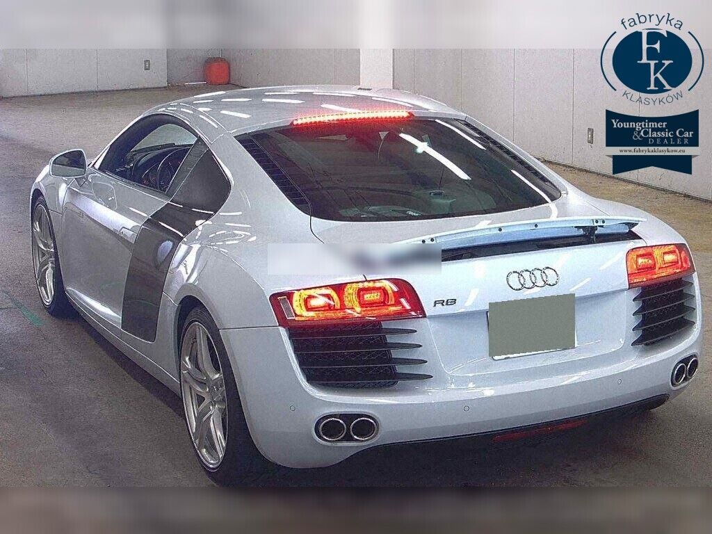 AUDI R8 4WD 4.2FSI QUATTRO 2011 - zdjęcie 4
