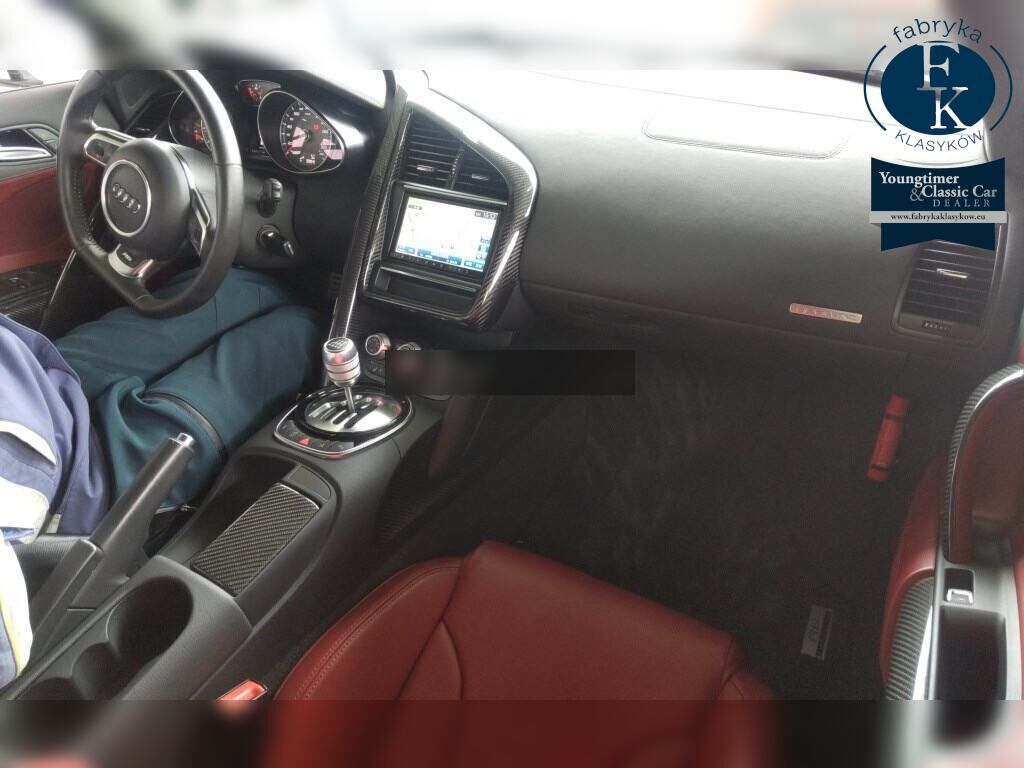AUDI R8 4WD 4.2FSI QUATTRO 2011 - zdjęcie 5