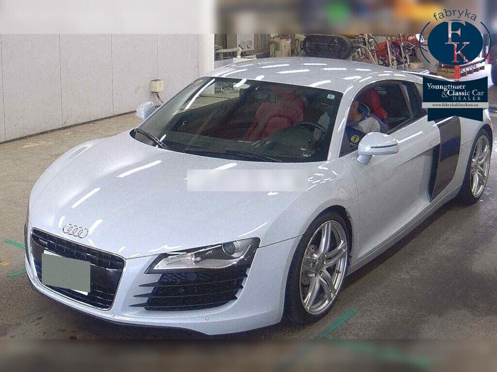 AUDI R8 4WD 4.2FSI QUATTRO 2011 - zdjęcie 6