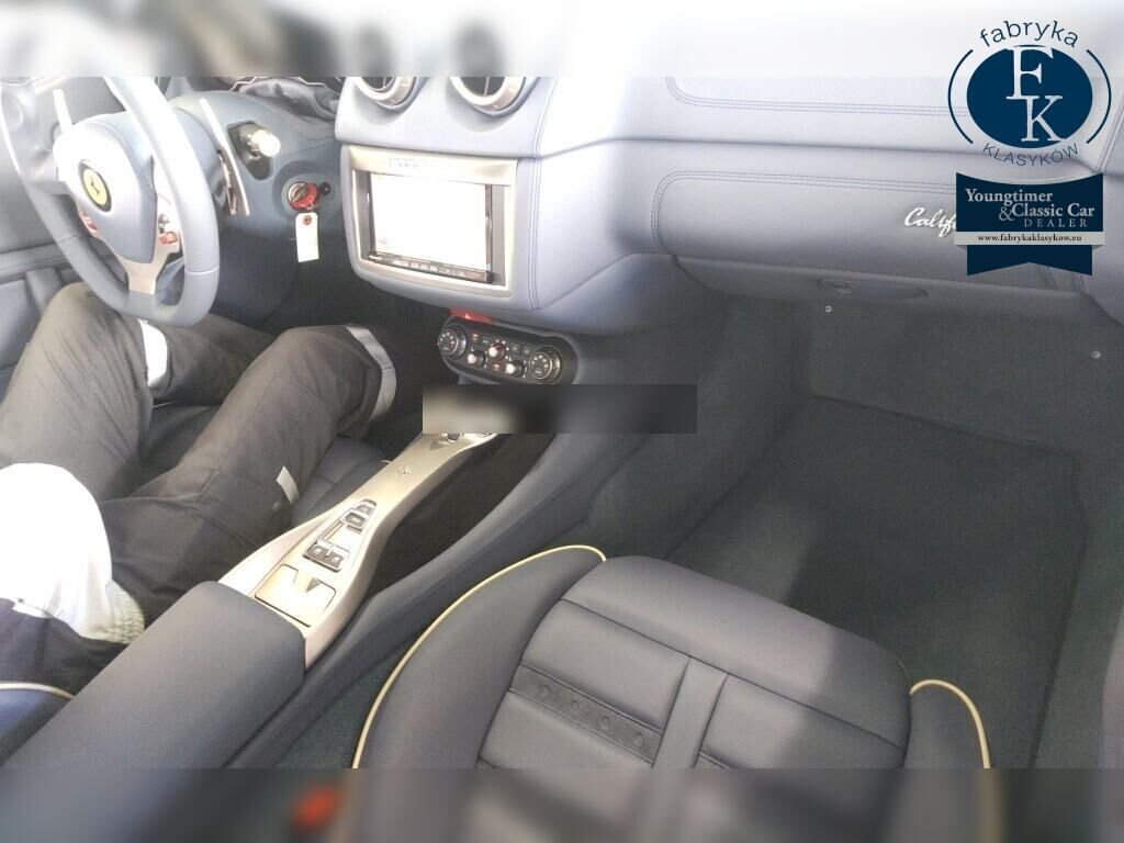 FERRARI CALIFORNIA 2010 - zdjęcie 5