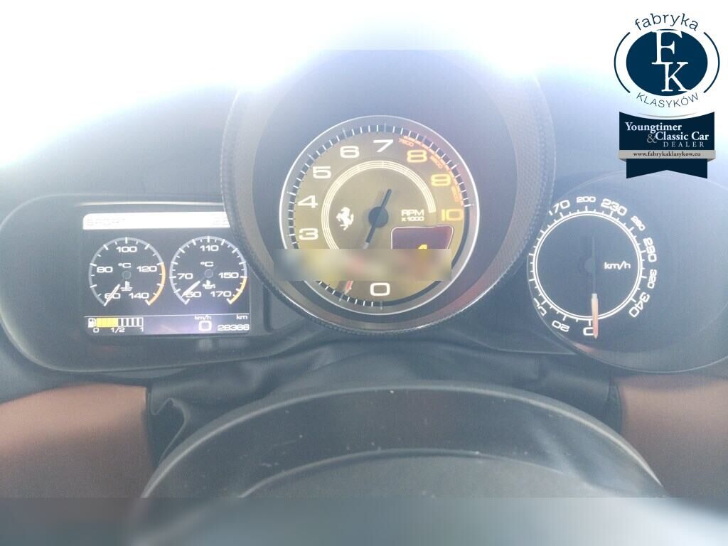 FERRARI CALIFORNIA T BASE GRADE 2016 - zdjęcie 8