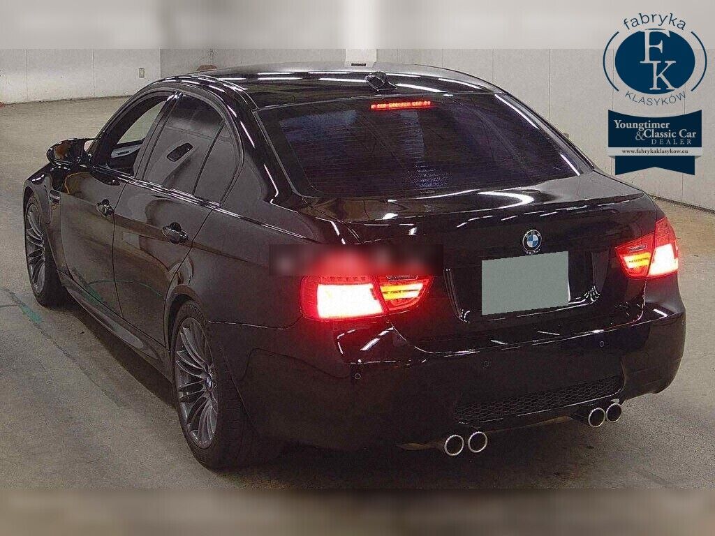 BMW M3 4D M3 2010 - zdjęcie 4