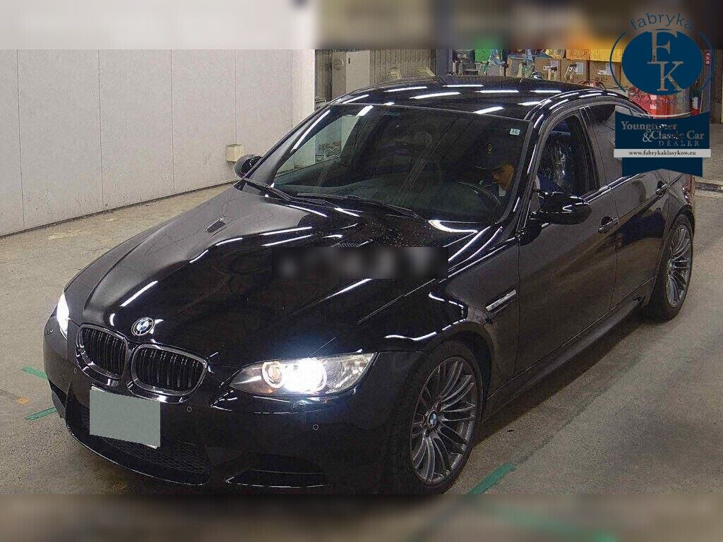 BMW M3 4D M3 2010 - zdjęcie 6