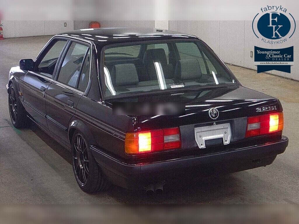 BMW 3 SERIES 4D 325I 1989 - zdjęcie 4