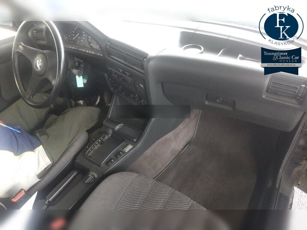 BMW 3 SERIES 4D 325I 1989 - zdjęcie 5