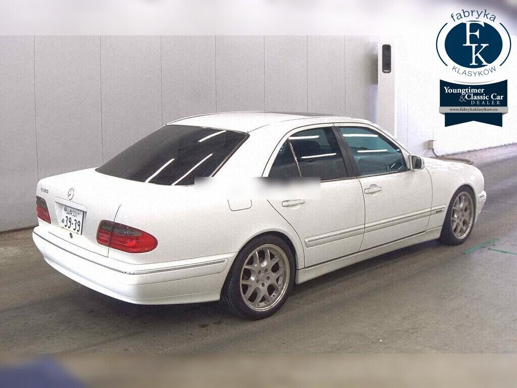 MERCEDES BENZ E-CLASS 4D E320 AVANTGARDE 2002 - zdjęcie 7