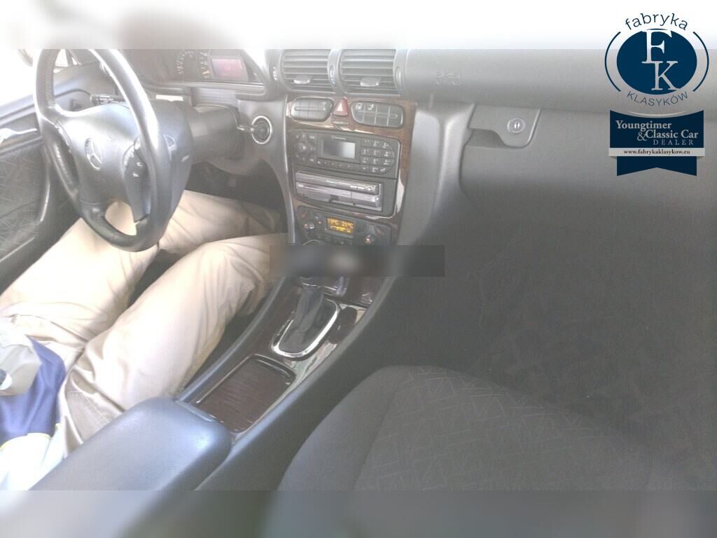 MERCEDES BENZ C-CLASS 4D C240 2002 - zdjęcie 5