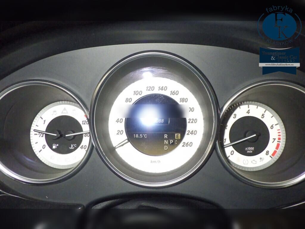 MERCEDES BENZ CLS-CLASS CLS550 BLUEEFFICIENCY 2012 - zdjęcie 8