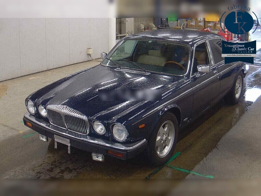 DAIMLER DAIMLER DOUBLE SIX 1989 - zdjęcie 6