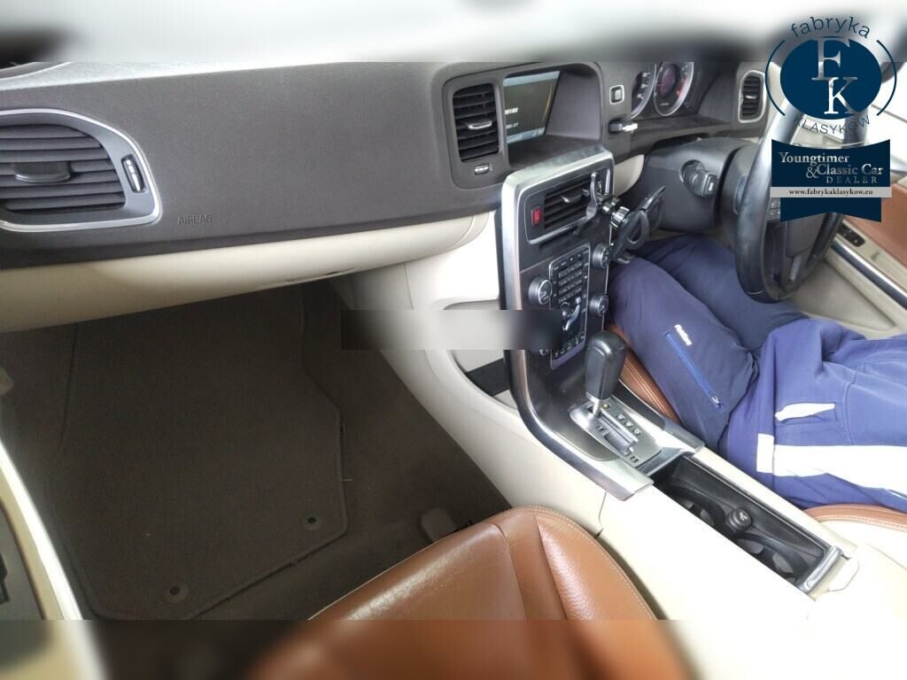 VOLVO V60 2011 - zdjęcie 5