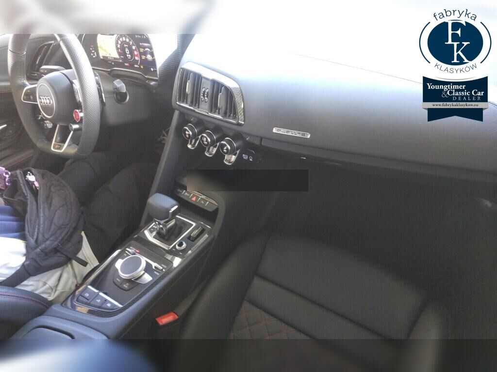 AUDI R8 SPYDER 4WD V10 PARFORMANCE 5.2FSI QUATTRO S TRONIC 2021 - zdjęcie 5