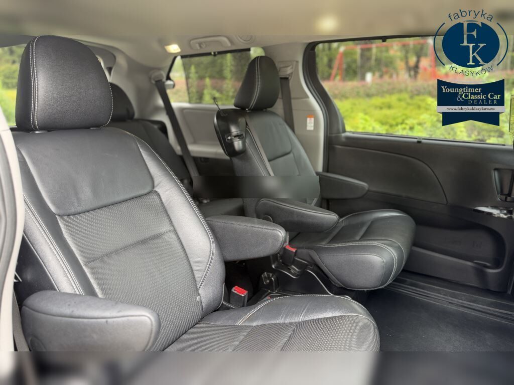 AMERICA TOYOTA SIENNA SE 2017 - zdjęcie 15