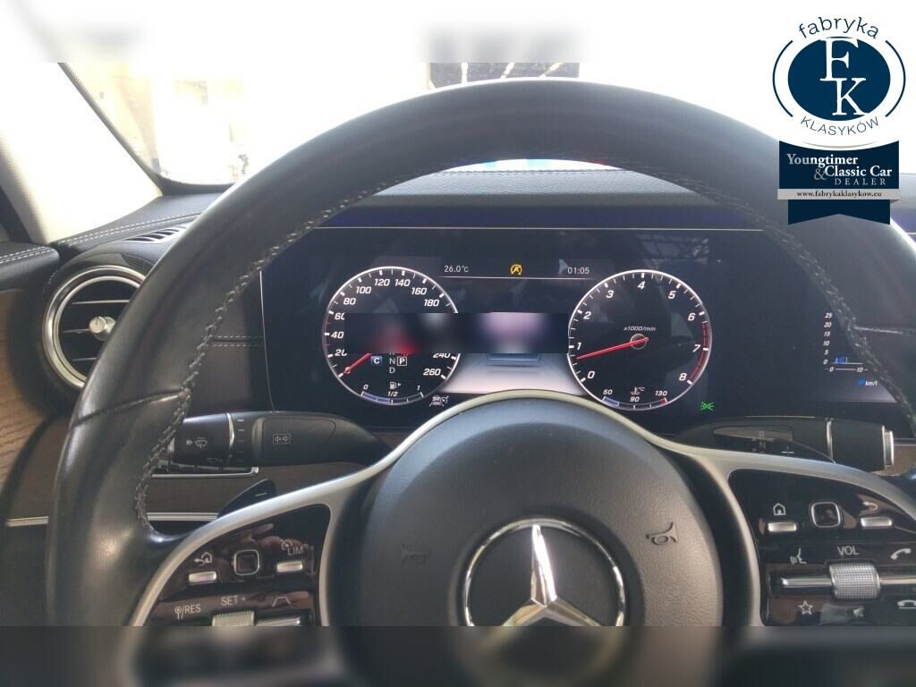 MERCEDES BENZ E-CLASS 4D 4WD E450 4MATIC EXCLUSIVE 2018 - zdjęcie 8