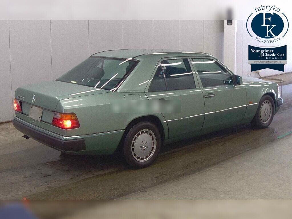 MERCEDES BENZ MEDIUM CLASS 4D 300E 1989 - zdjęcie 7