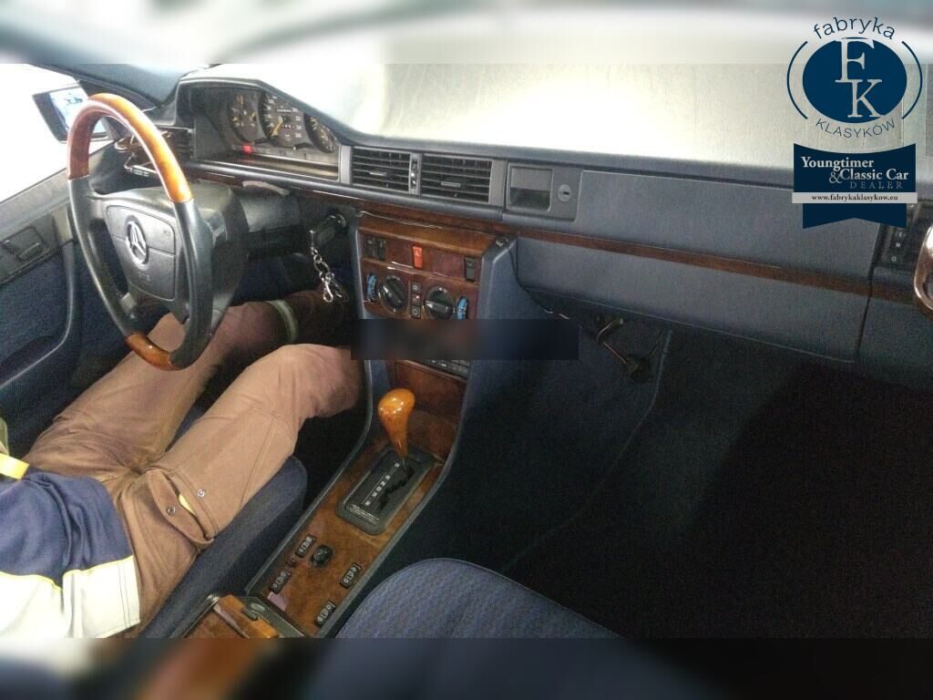 MERCEDES BENZ MEDIUM CLASS 4D 320E 1992 - zdjęcie 5