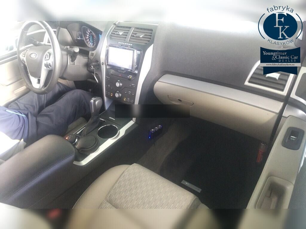 FORD EXPLORER 5D 4WD XLT 2012 - zdjęcie 5
