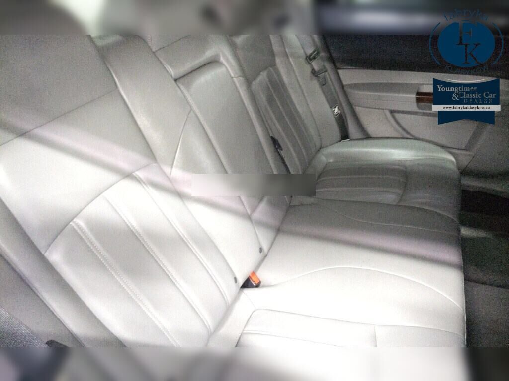 CHRYSLER 300C 5.7HEMI 2007 - zdjęcie 8