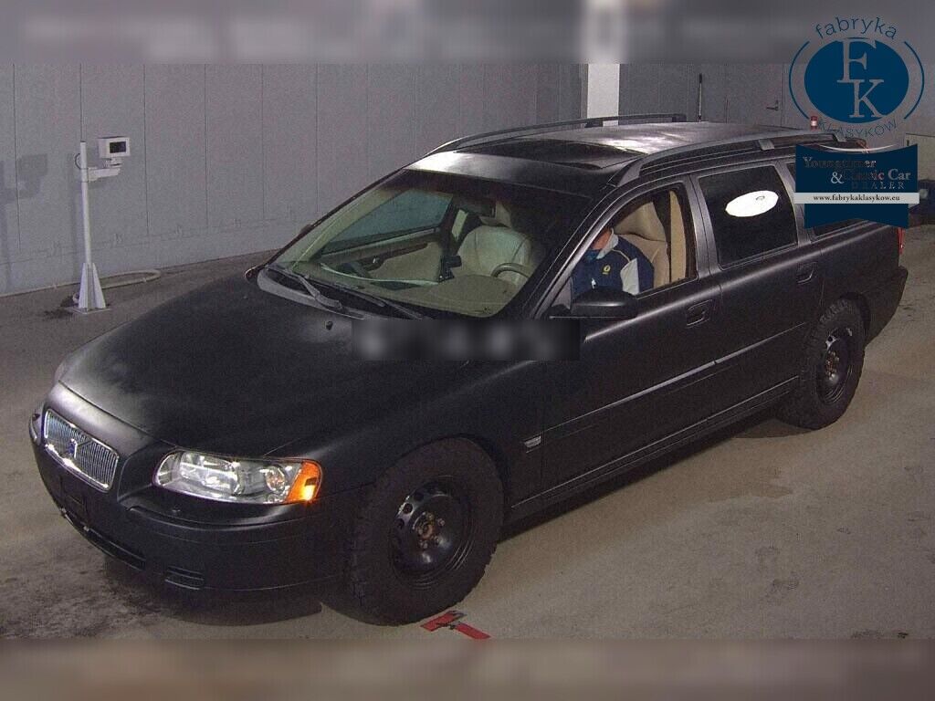 VOLVO V70 2.4 2005 - zdjęcie 6