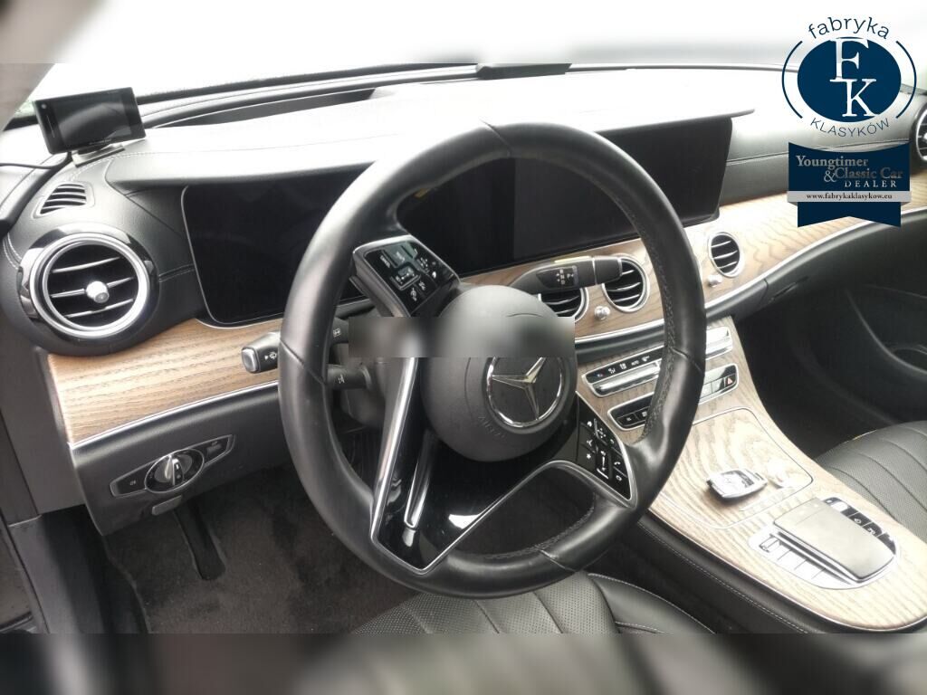 MERCEDES BENZ E-CLASS STATIONWAGON 4WD E450 4MATIC STATIONWAGON EXCLUSIVE ISG M 2022 - zdjęcie 5