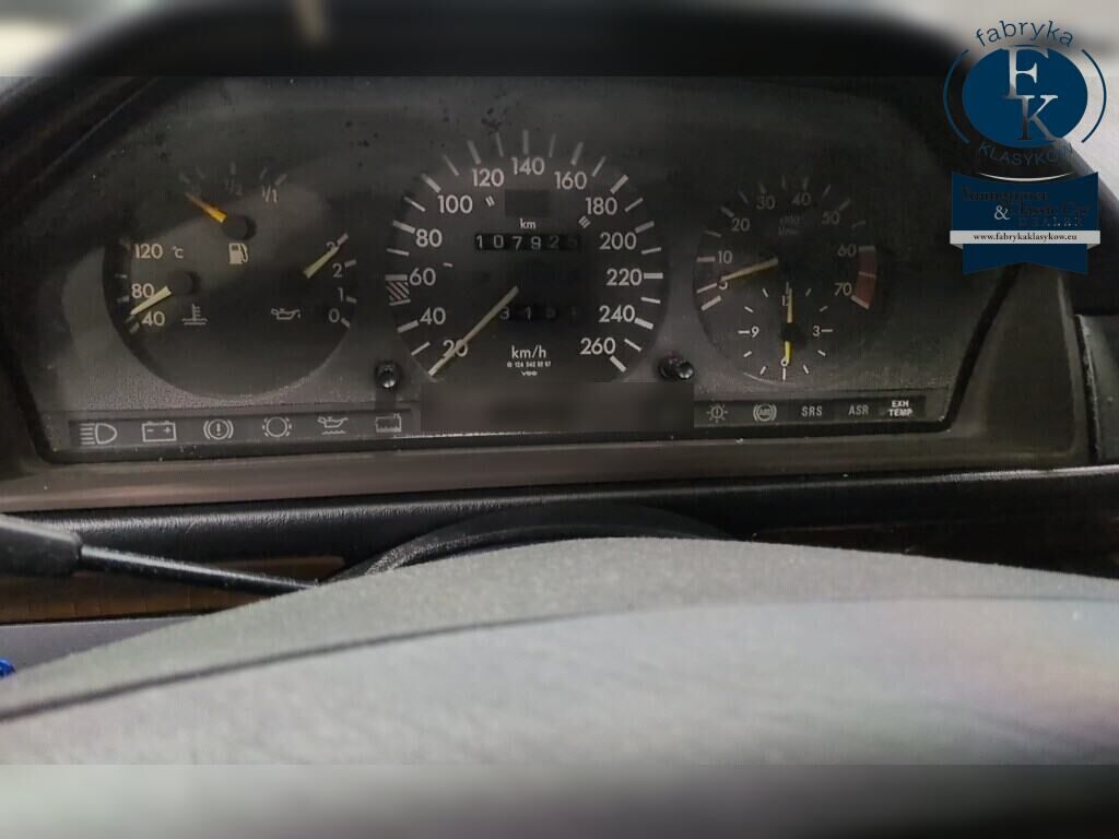 MERCEDES BENZ E-CLASS 4D E500 1992 - zdjęcie 8