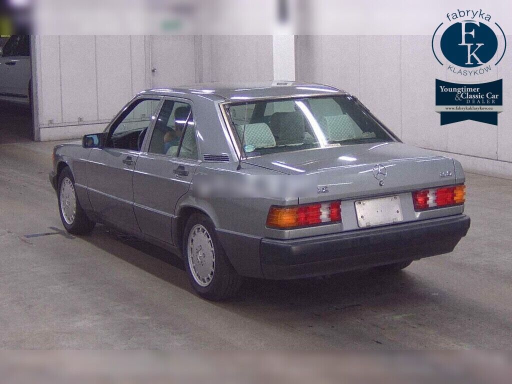MERCEDES BENZ 190 CLASS 190E2.6 1991 - zdjęcie 4