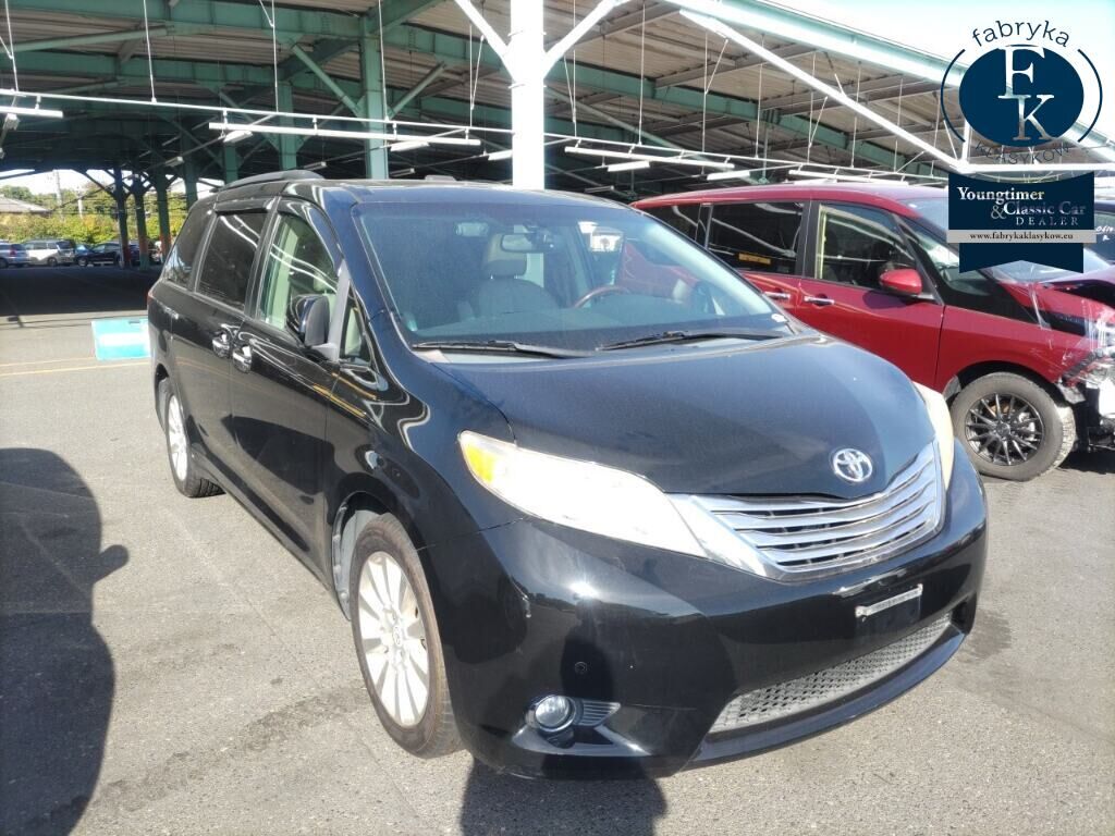 AMERICA TOYOTA SIENNA 2014 - aukcja, lot 80269