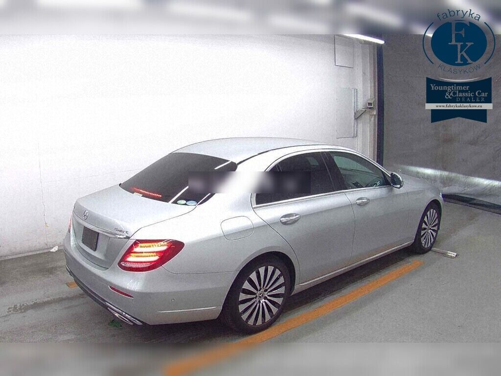 MERCEDES BENZ E-CLASS 4D 4WD E400 4MATIC EXCLUSIVE 2018 - zdjęcie 7