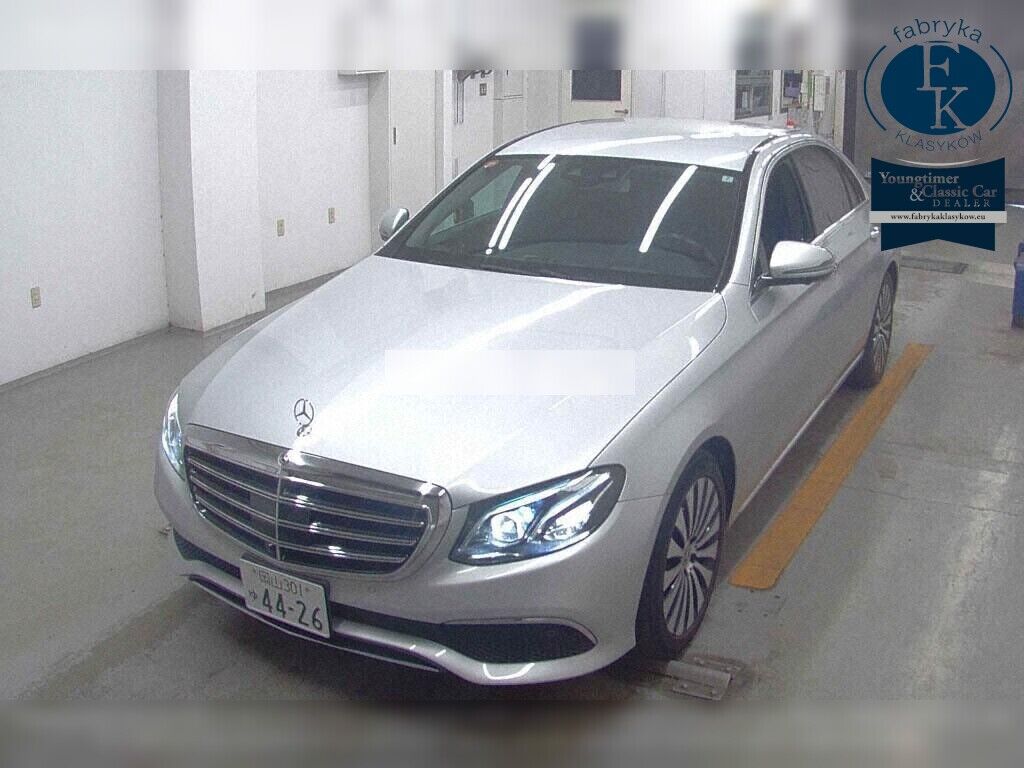 MERCEDES BENZ E-CLASS 4D 4WD E400 4MATIC EXCLUSIVE 2018 - zdjęcie 6