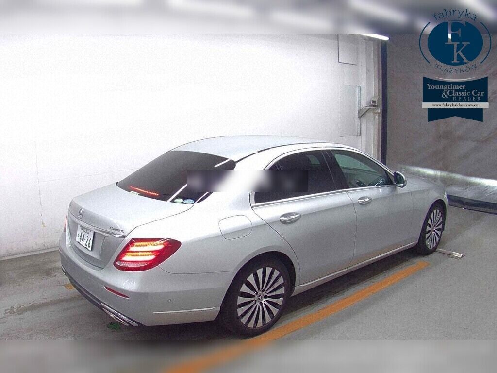 MERCEDES BENZ E-CLASS 4D 4WD E400 4MATIC EXCLUSIVE 2018 - zdjęcie 7