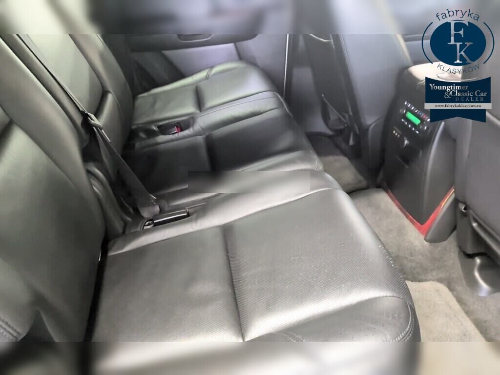 CADILLAC ESCALADE 4WD BASE GRADE 2019 - zdjęcie 8