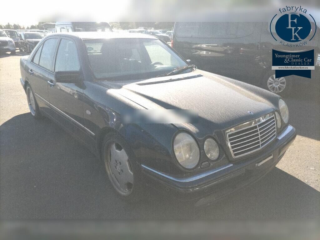 MERCEDES BENZ E-CLASS 4D 2001 - zdjęcie 3