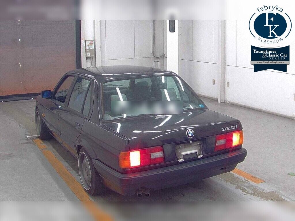 BMW 3 SERIES 4D 320I 1989 - zdjęcie 4