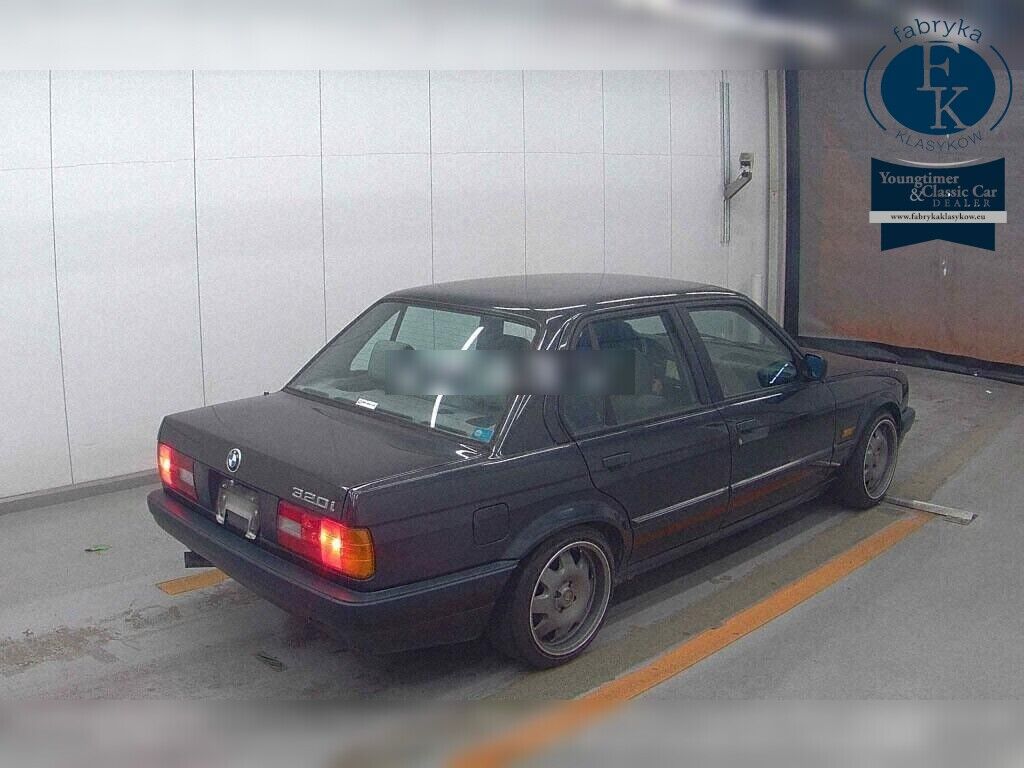 BMW 3 SERIES 4D 320I 1989 - zdjęcie 7