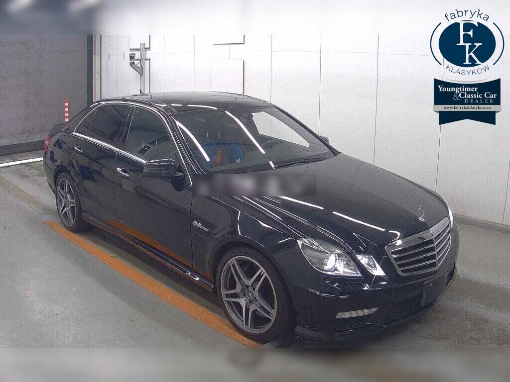 MERCEDES BENZ E-CLASS 4D E63 AMG 2010 - zdjęcie 3