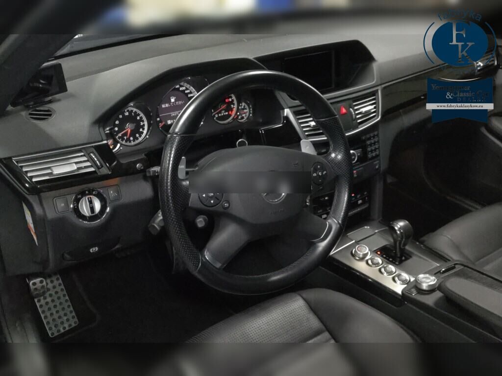 MERCEDES BENZ E-CLASS 4D E63 AMG 2010 - zdjęcie 5