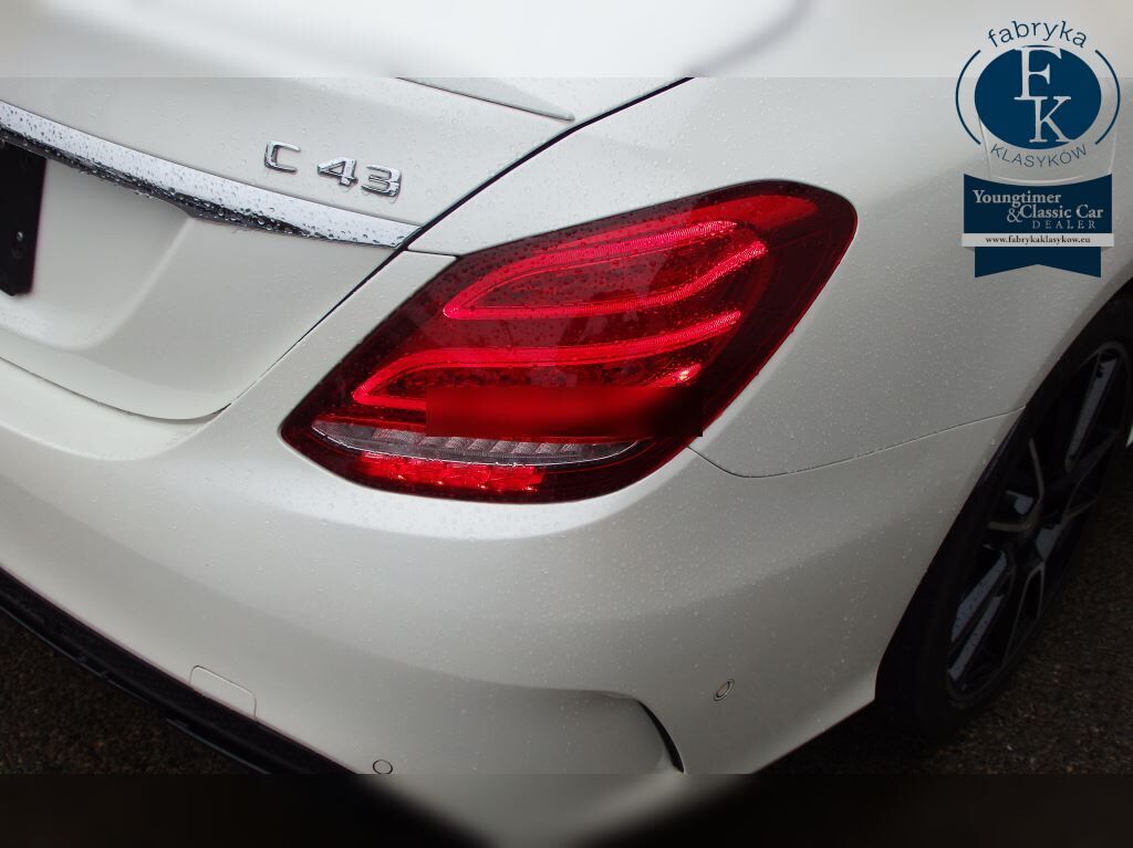MERCEDES AMG C-CLASS 4D 4WD C43 4MATIC 2016 - zdjęcie 12
