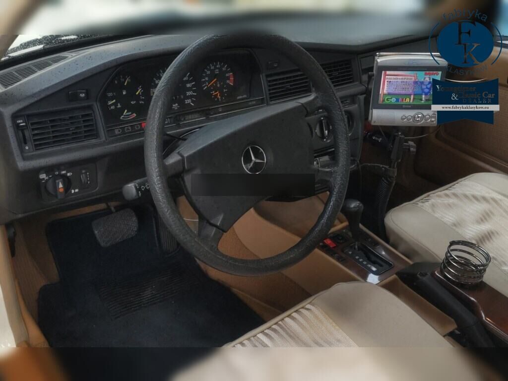 MERCEDES BENZ 190 CLASS 190E 1987 - zdjęcie 5