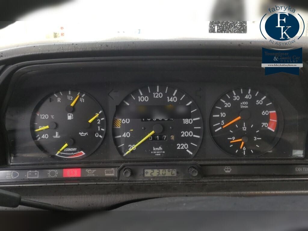 MERCEDES BENZ 190 CLASS 190E 1987 - zdjęcie 8
